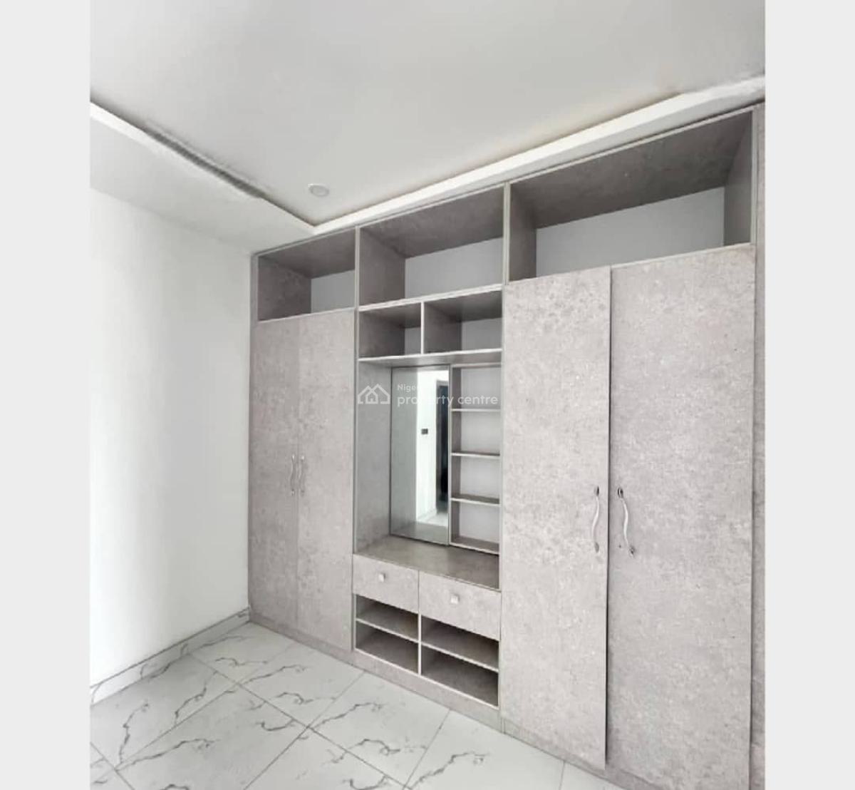 Serviced 4 Bedrooms Terrace Duplex, Ilaje, Ajah, Lagos, Terraced Duplex for Rent