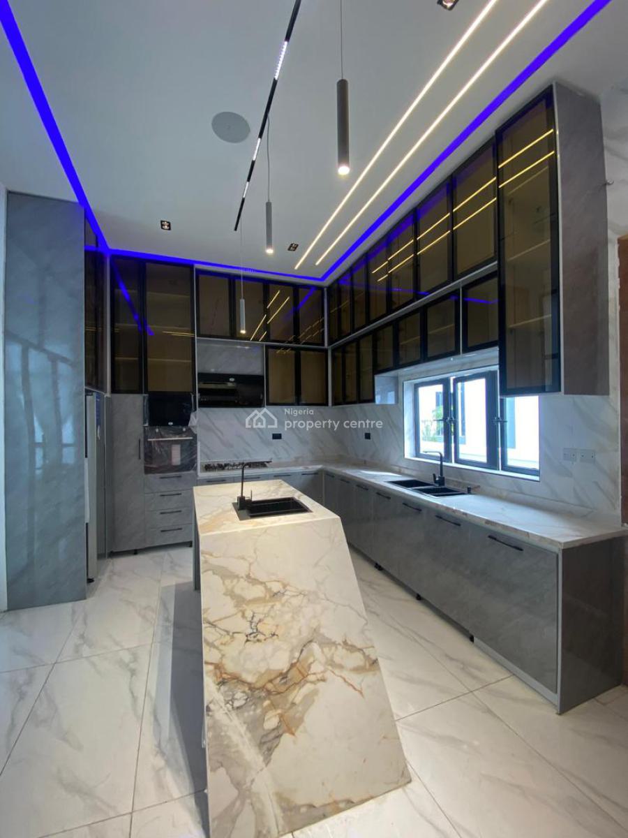 Spacious 5-bedroom Fully Detached Duplex with Boys Quarters, Chevron, Lekki, Lagos, Detached Duplex for Sale