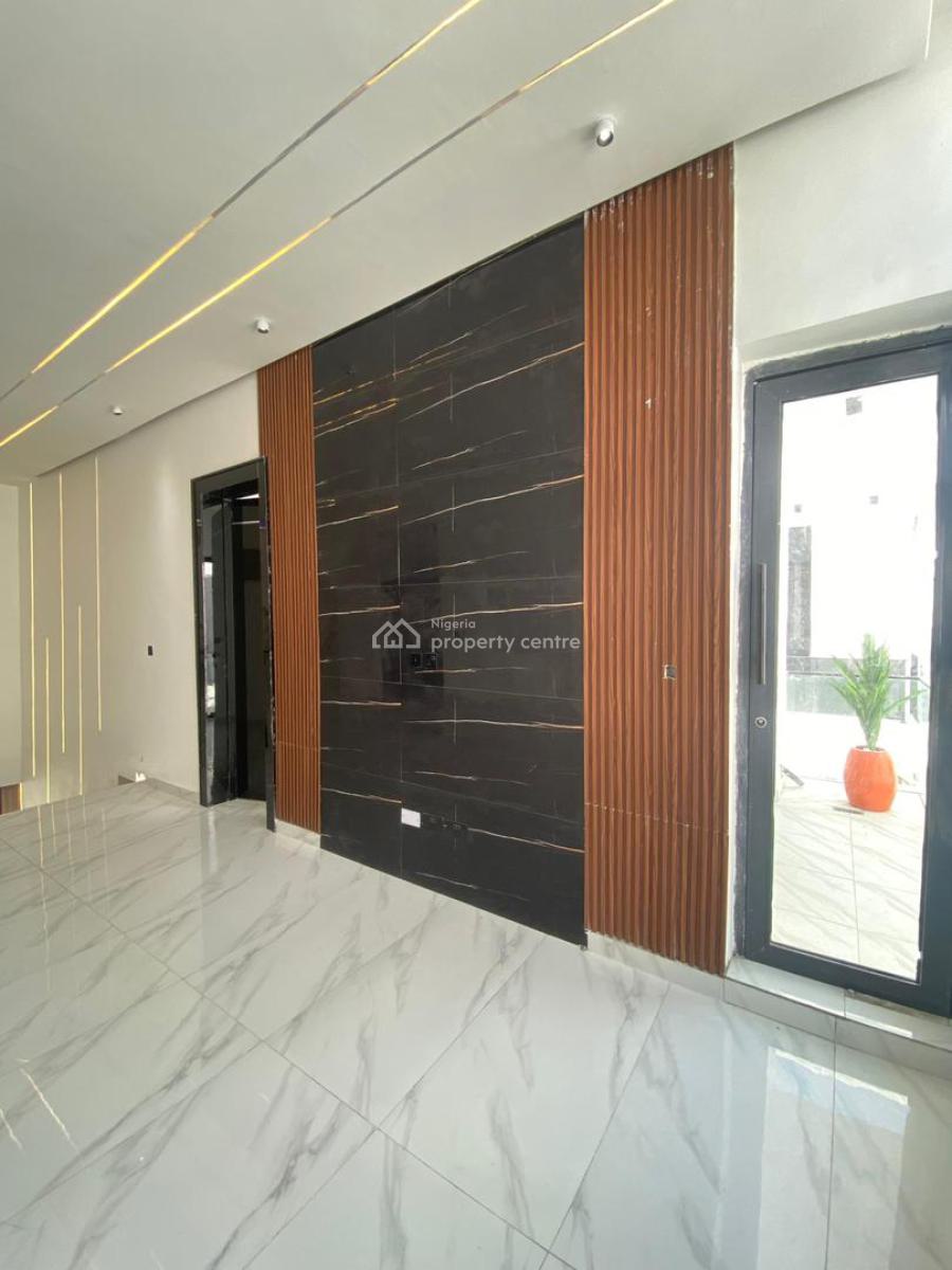 Spacious 5-bedroom Fully Detached Duplex with Boys Quarters, Chevron, Lekki, Lagos, Detached Duplex for Sale