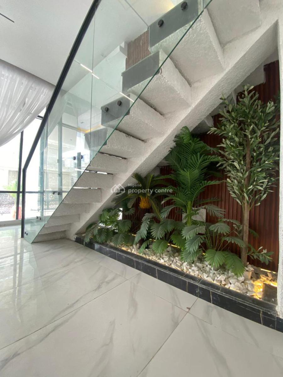 Spacious 5-bedroom Fully Detached Duplex with Boys Quarters, Chevron, Lekki, Lagos, Detached Duplex for Sale