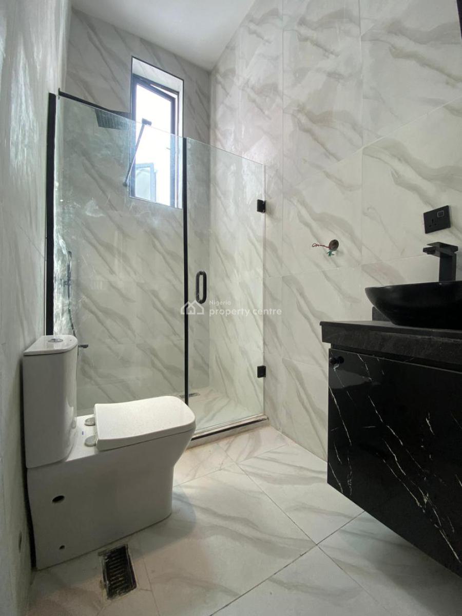 Spacious 5-bedroom Fully Detached Duplex with Boys Quarters, Chevron, Lekki, Lagos, Detached Duplex for Sale