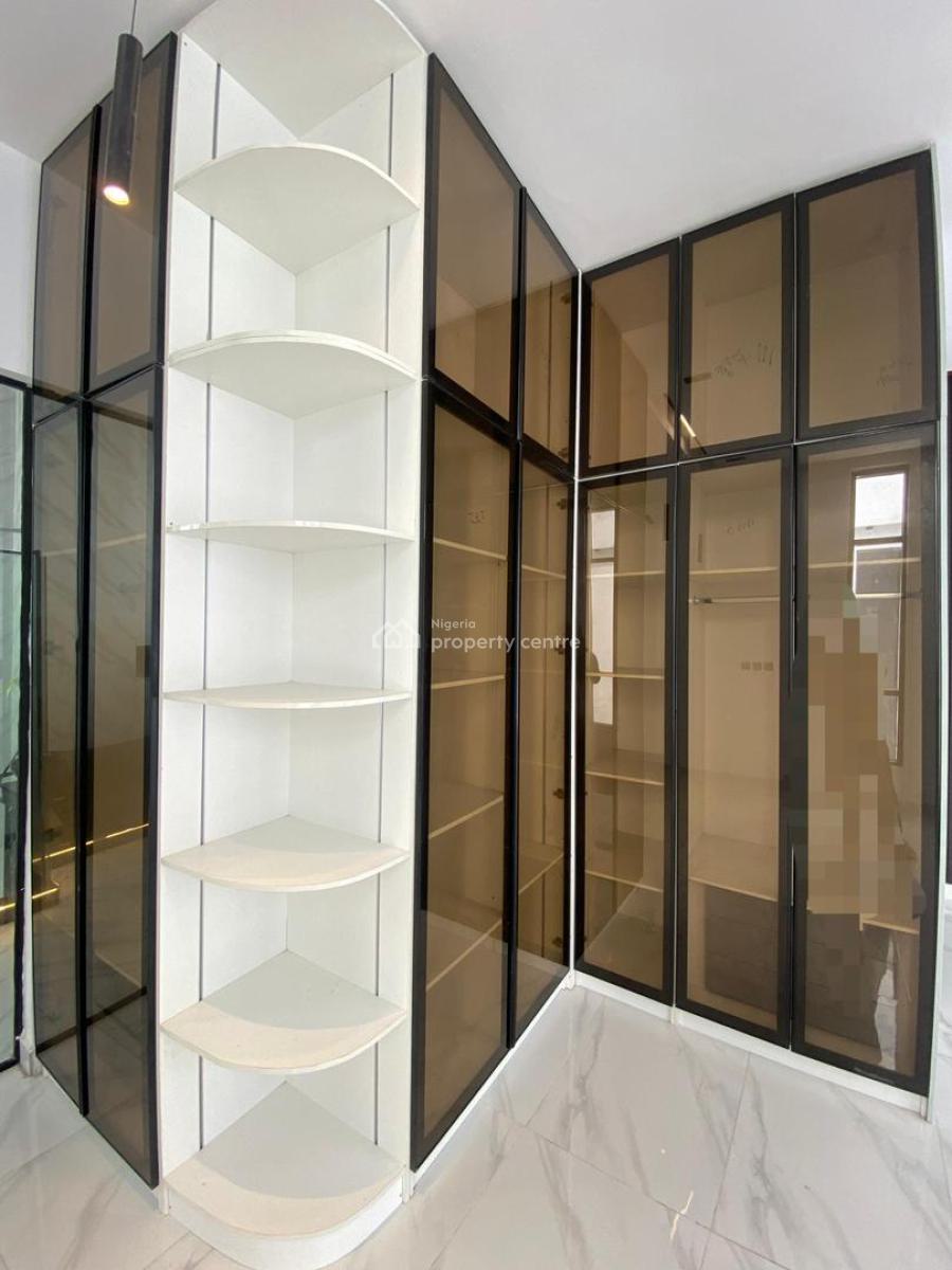 Spacious 5-bedroom Fully Detached Duplex with Boys Quarters, Chevron, Lekki, Lagos, Detached Duplex for Sale