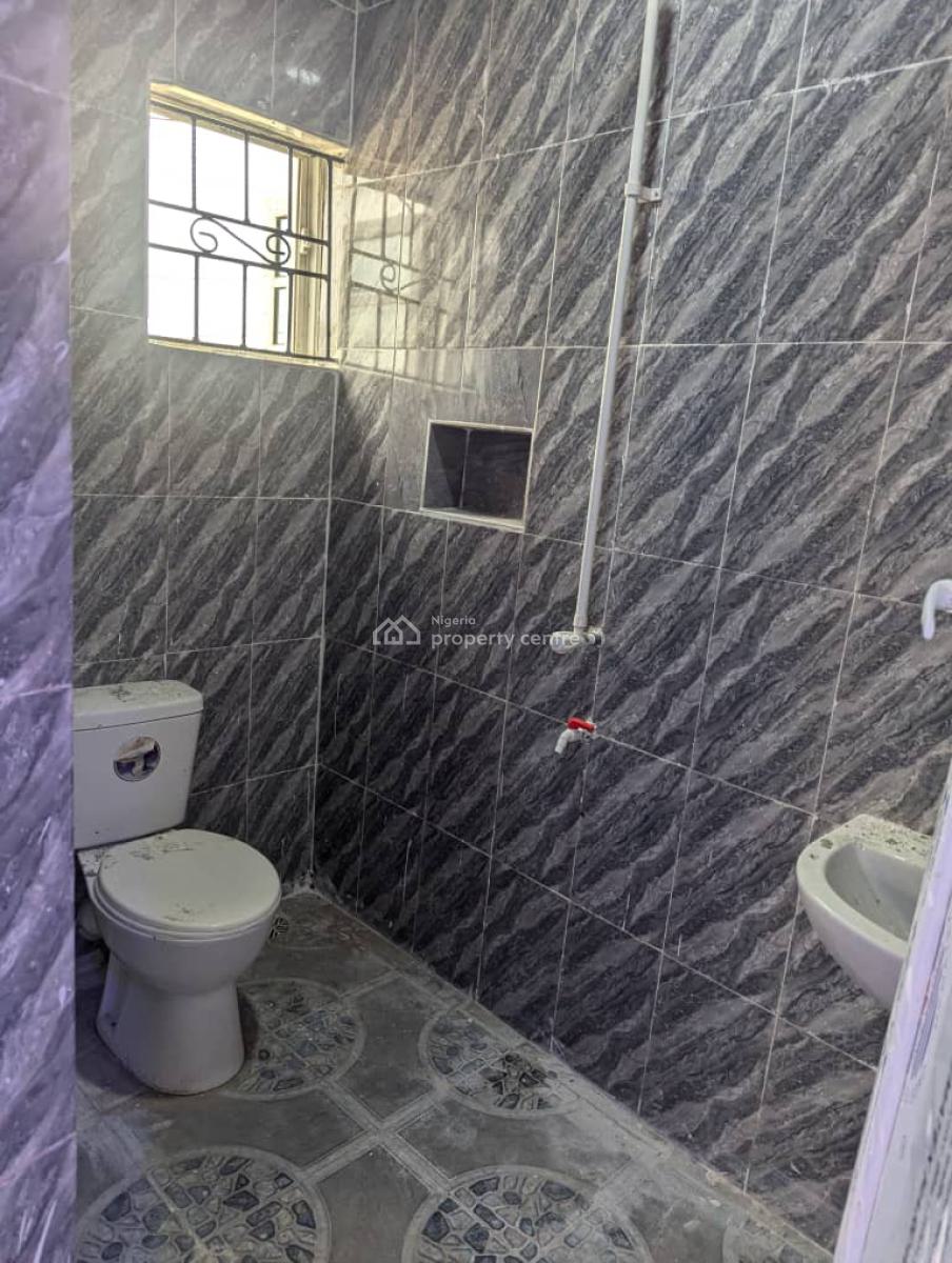 Lovely 2 Bedroom, Governor Road, Ikotun, Lagos, Flat / Apartment for Rent