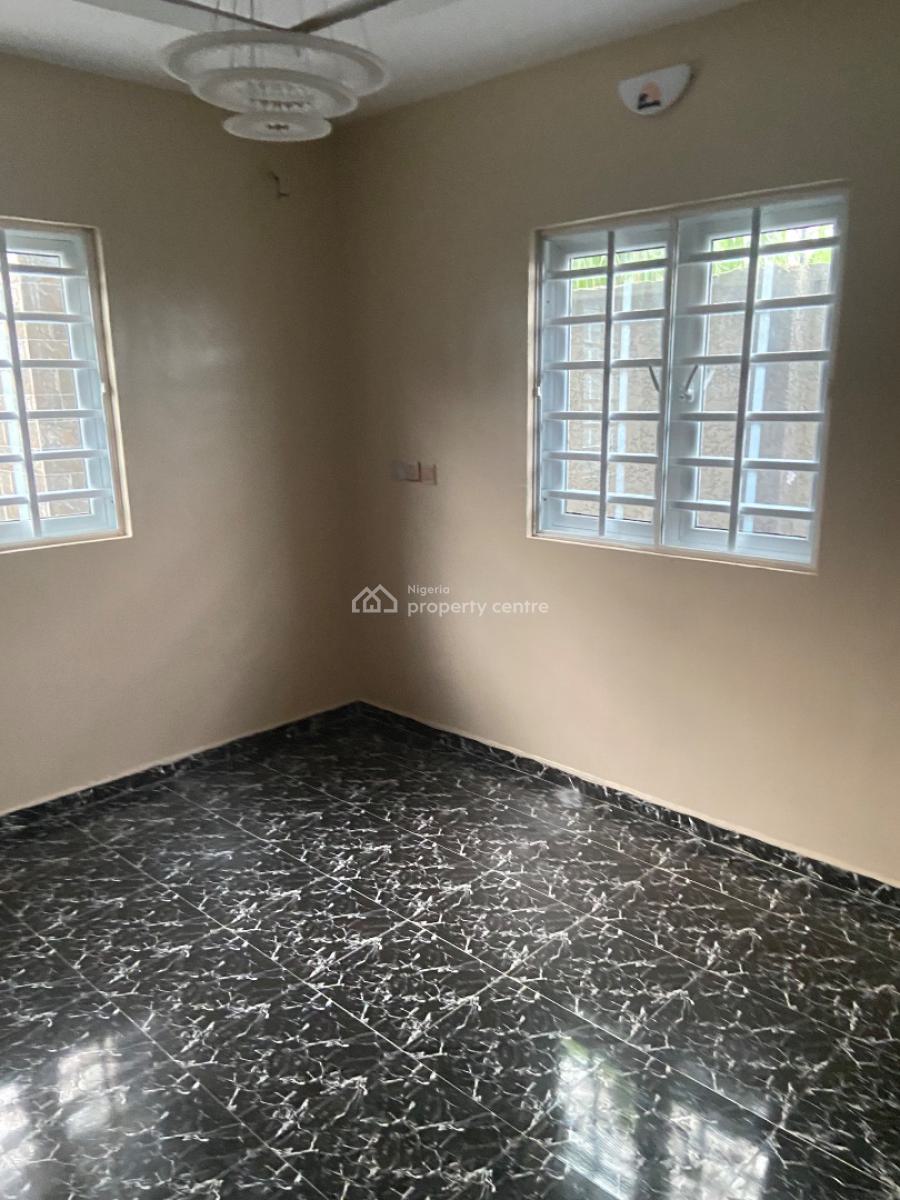 a Luxurious 3 Bedroom Flat, Damolapa Along Lucky Fiber Road, Ikorodu, Lagos, Flat / Apartment for Rent