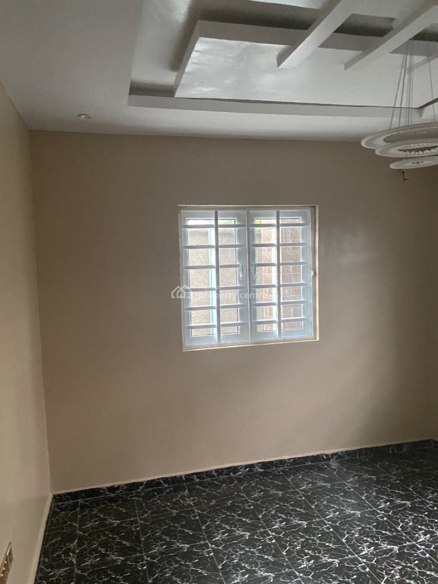 a Luxurious 3 Bedroom Flat, Damolapa Along Lucky Fiber Road, Ikorodu, Lagos, Flat / Apartment for Rent