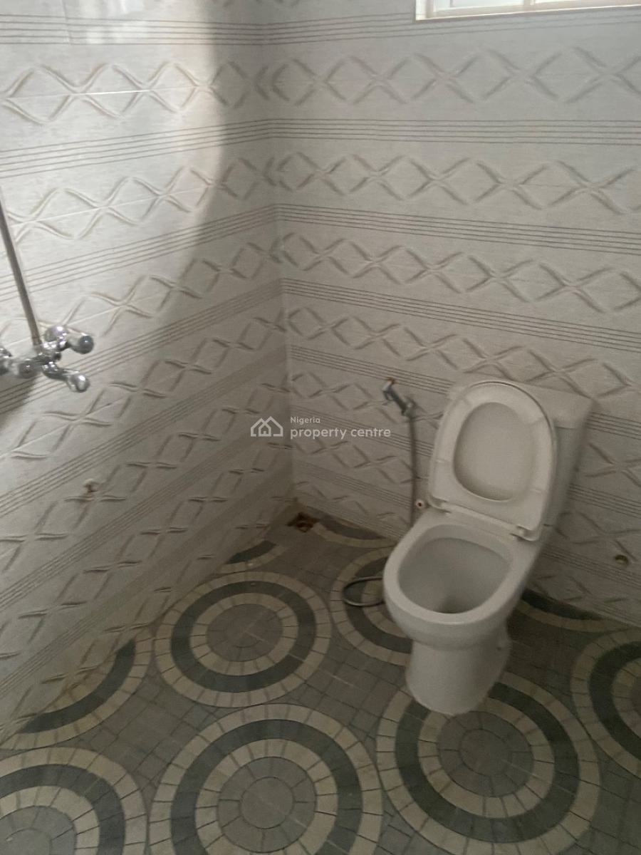 a Luxurious 3 Bedroom Flat, Damolapa Along Lucky Fiber Road, Ikorodu, Lagos, Flat / Apartment for Rent