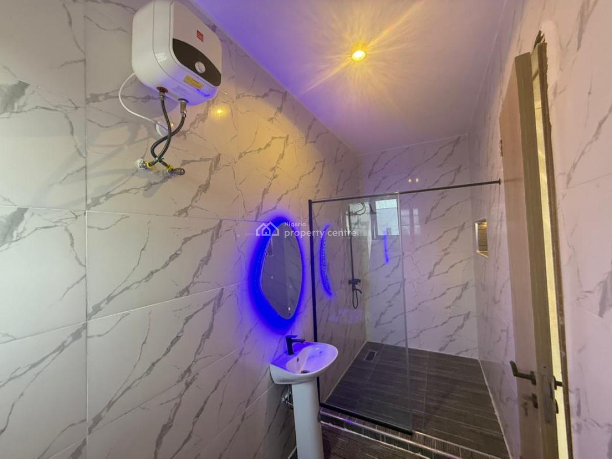 Fully Automated Newly Built 4 Bedroom Terrace: Voice Control, Bq, Gym, Pool, Lekki Phase 1, Lekki, Lagos, Terraced Duplex for Rent