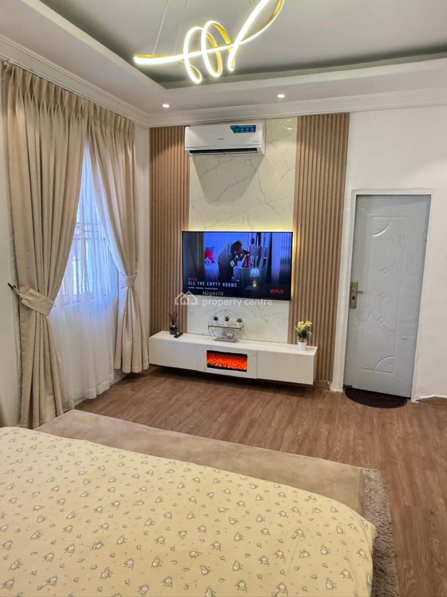Fully Furnished 2 Bedroom Apartment., Off Admiralty Way, Lekki Phase 1, Lekki, Lagos, Flat / Apartment Short Let