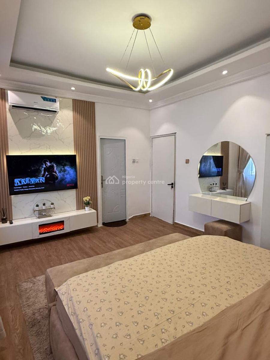 Fully Furnished 2 Bedroom Apartment., Off Admiralty Way, Lekki Phase 1, Lekki, Lagos, Flat / Apartment Short Let