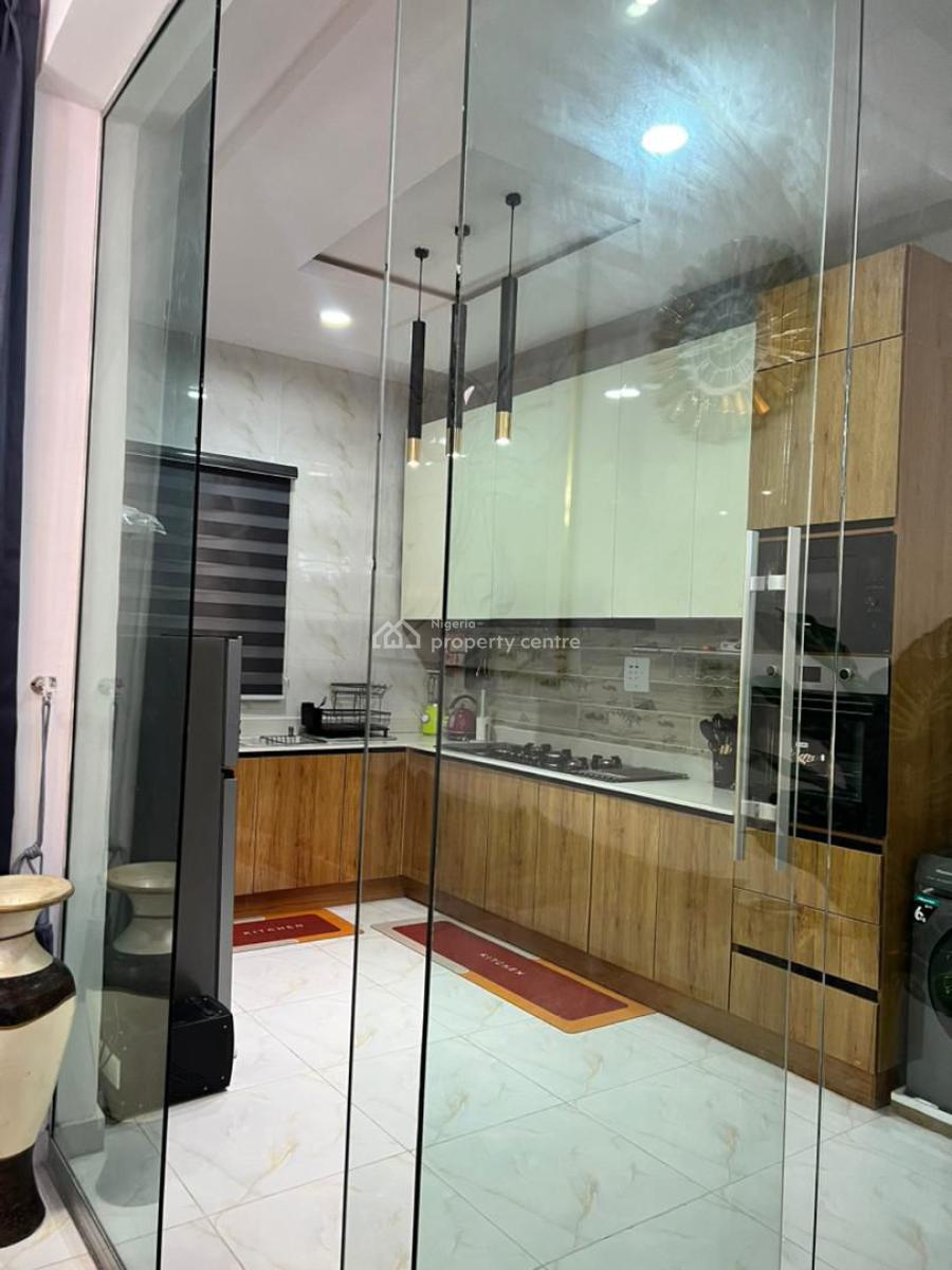 Exquisite 2 Bedroom Apartment, Chevron, Lekki Phase 2, Lekki, Lagos, Flat / Apartment Short Let