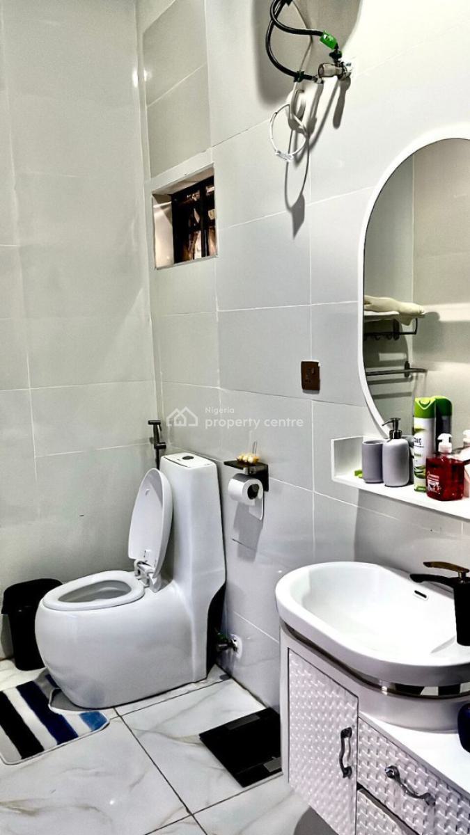 Exquisite 2 Bedroom Apartment, Chevron, Lekki Phase 2, Lekki, Lagos, Flat / Apartment Short Let