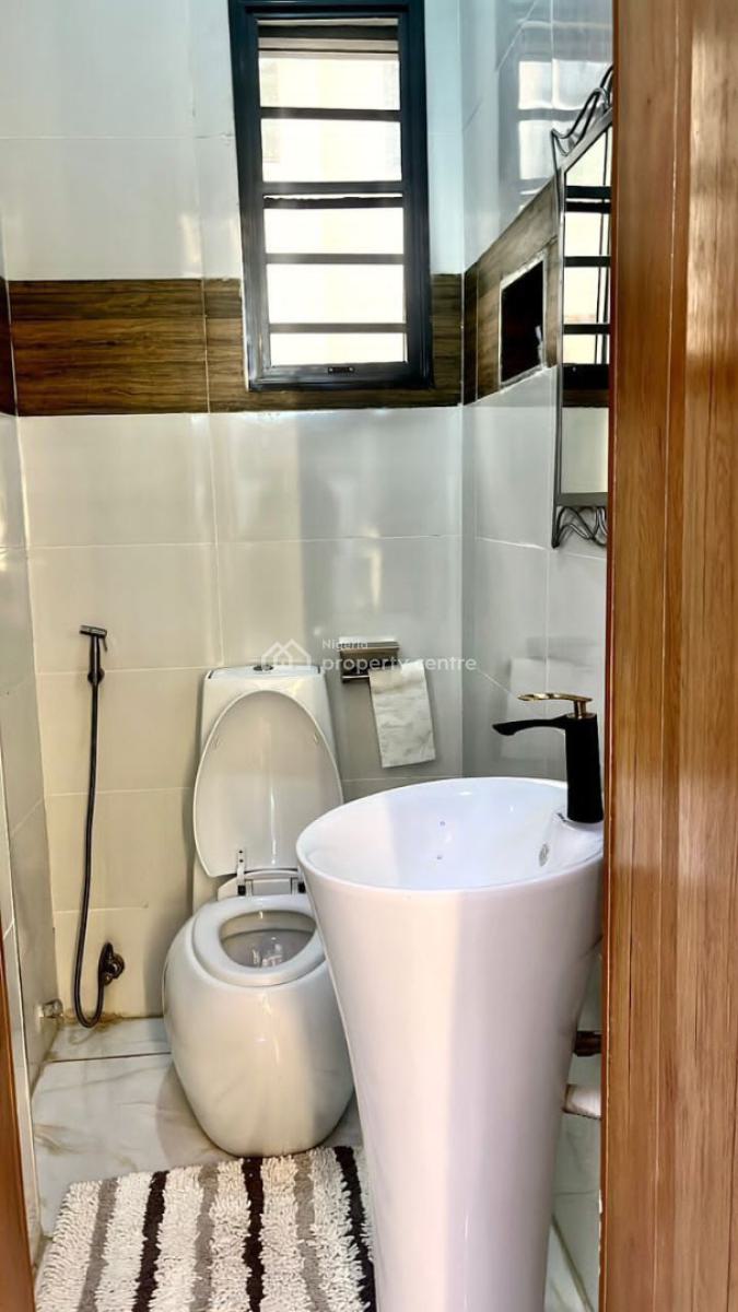 Exquisite 2 Bedroom Apartment, Chevron, Lekki Phase 2, Lekki, Lagos, Flat / Apartment Short Let