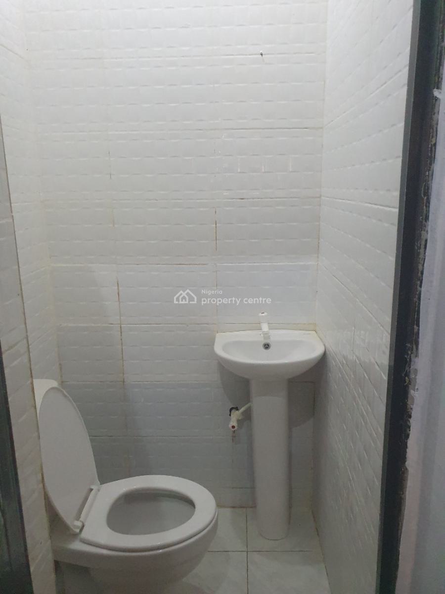 One Bedroom Available, Before Mtn Mast, Karu, Abuja, Mini Flat (room and Parlour) for Rent