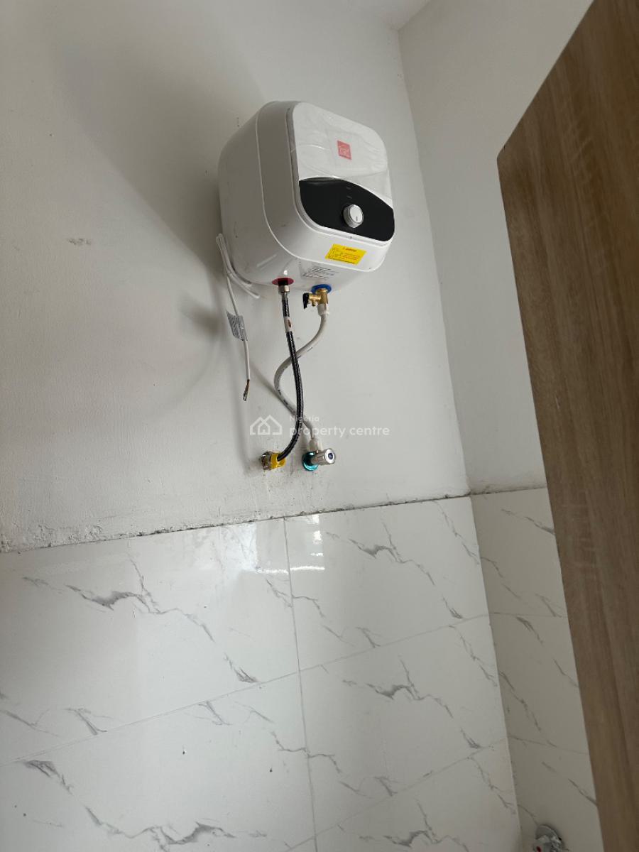 Brand New Two Bedroom, Ilasan, Lekki, Lagos, Flat / Apartment for Rent