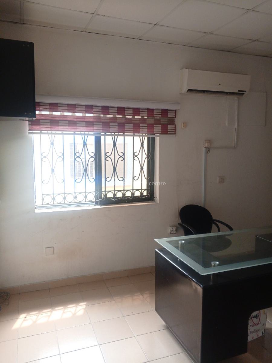 2 Room Office Space, Ikota Villa Estate, Lekki, Lagos, Office Space for Rent