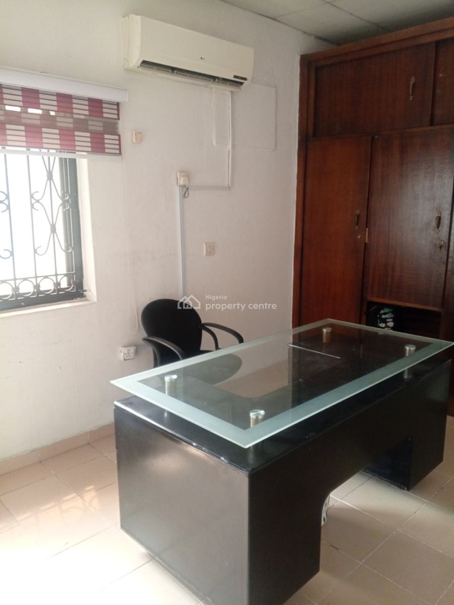 2 Room Office Space, Ikota Villa Estate, Lekki, Lagos, Office Space for Rent