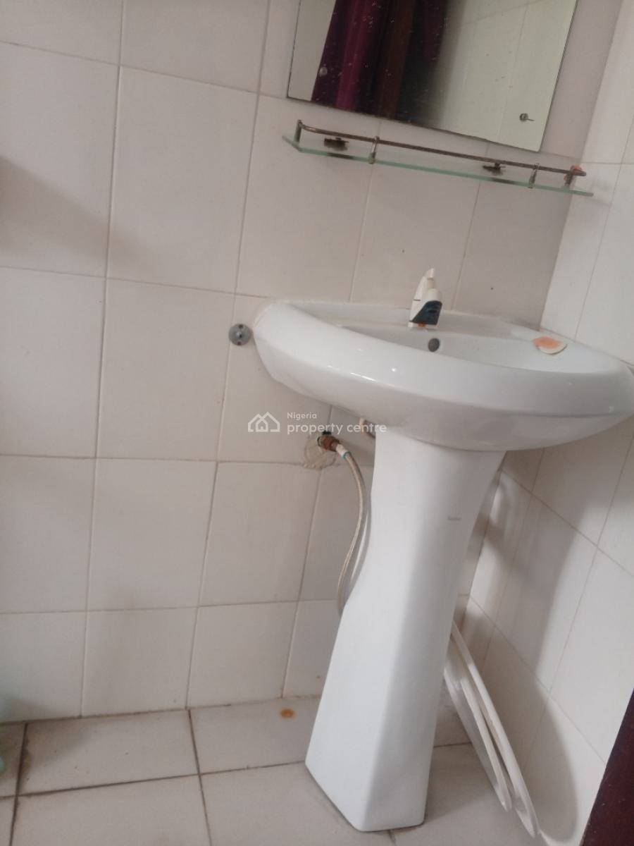 2 Room Office Space, Ikota Villa Estate, Lekki, Lagos, Office Space for Rent