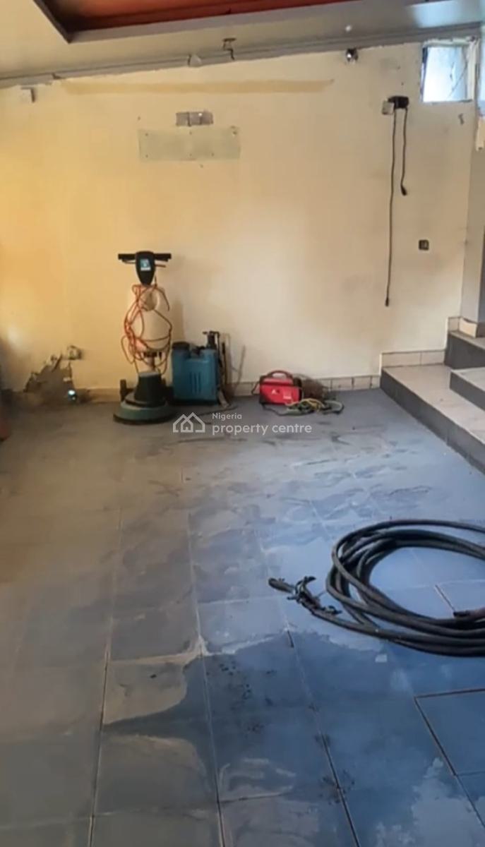 250 Sqm Open Space, Victoria Island (vi), Lagos, Commercial Property for Rent