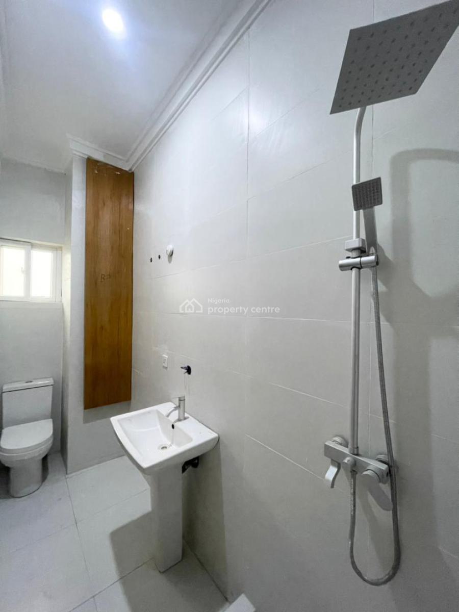 Luxurious 3 Bedroom Apartments with Excellent Facilities, Osapa, Lekki, Lagos, Flat / Apartment for Sale