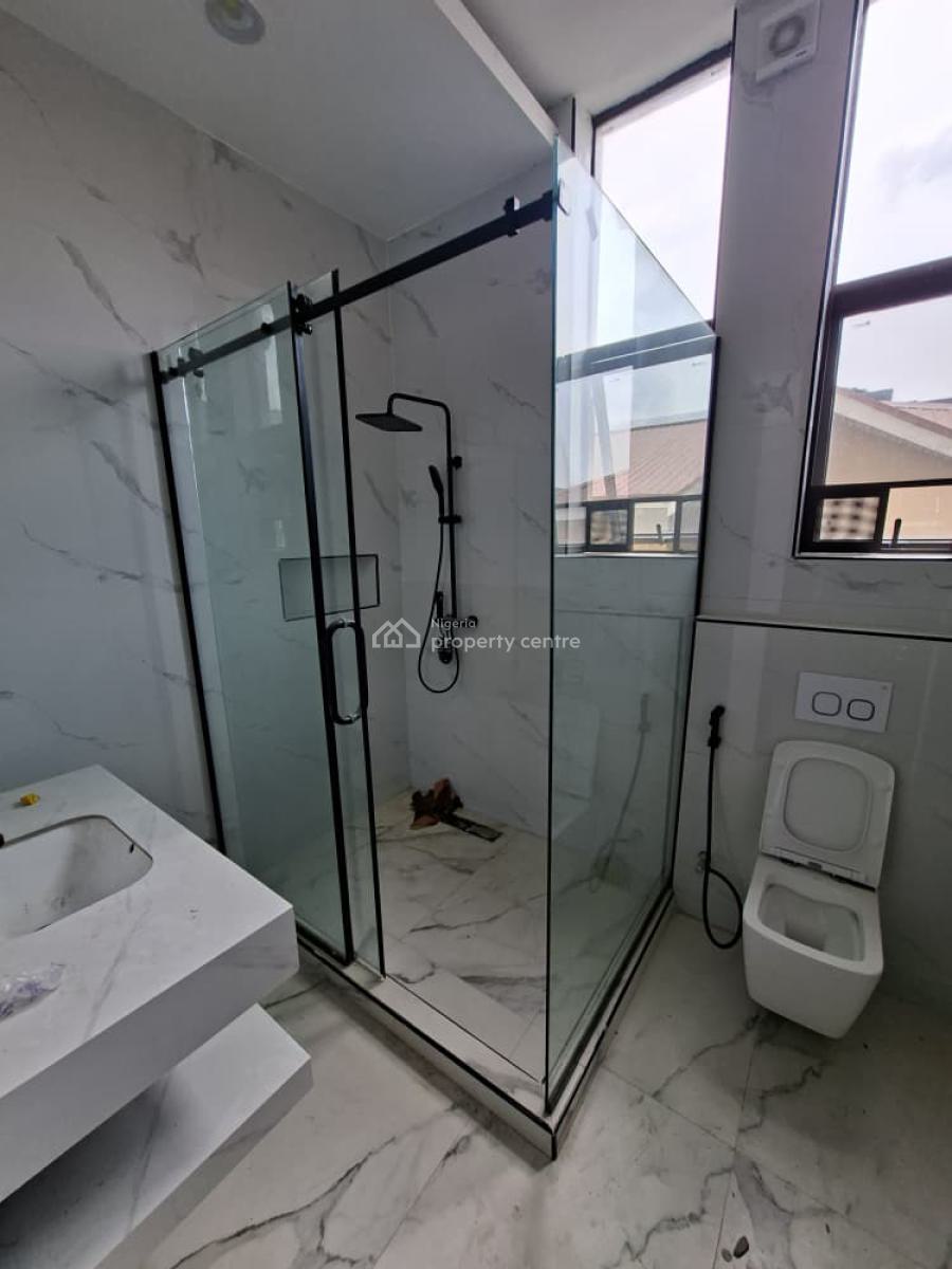 Luxury New 3 Bedroom Flat 1st Floor, Lekki Phase 1, Lekki, Lagos, Flat / Apartment for Rent