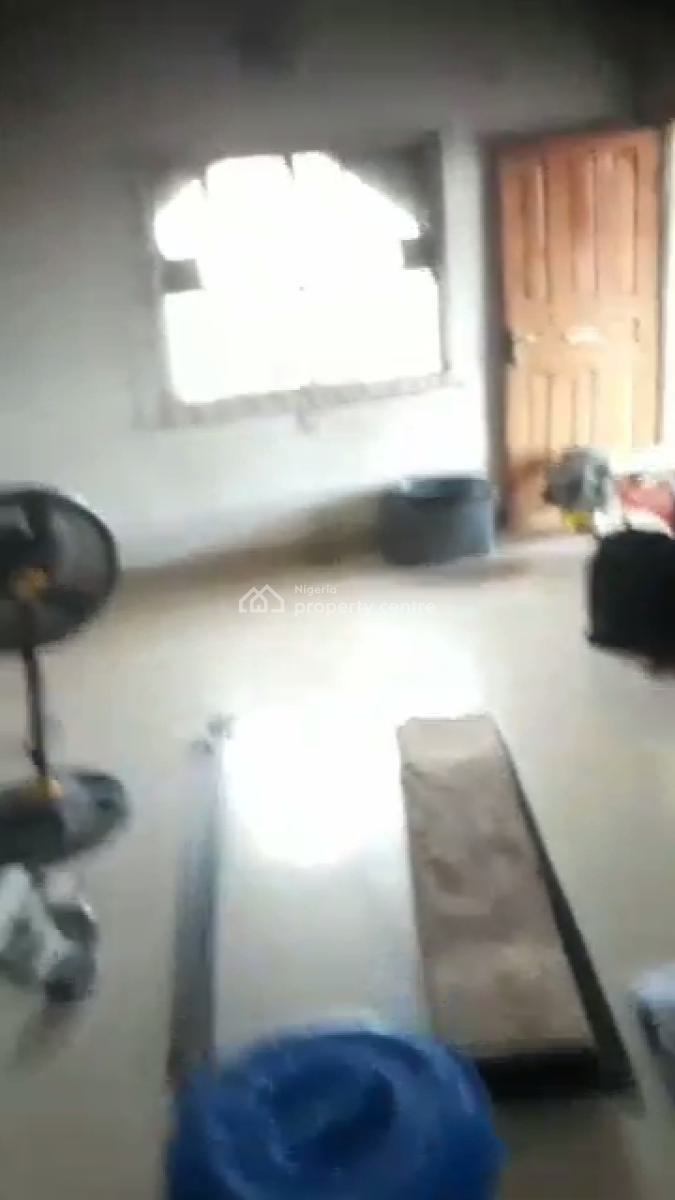 Neatly Used 2 Bedroom Apartment (upstairs), Off Jonathan Coker Road, New Oko-oba, Agege, Lagos, Flat / Apartment for Rent