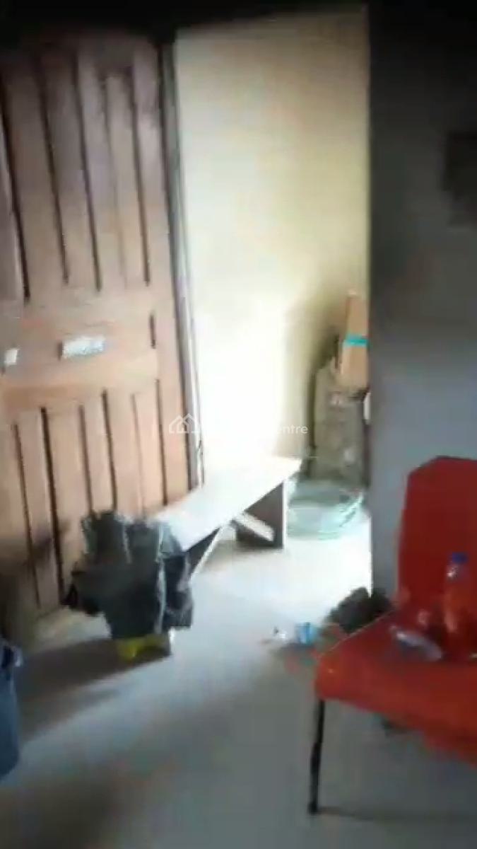 Neatly Used 2 Bedroom Apartment (upstairs), Off Jonathan Coker Road, New Oko-oba, Agege, Lagos, Flat / Apartment for Rent