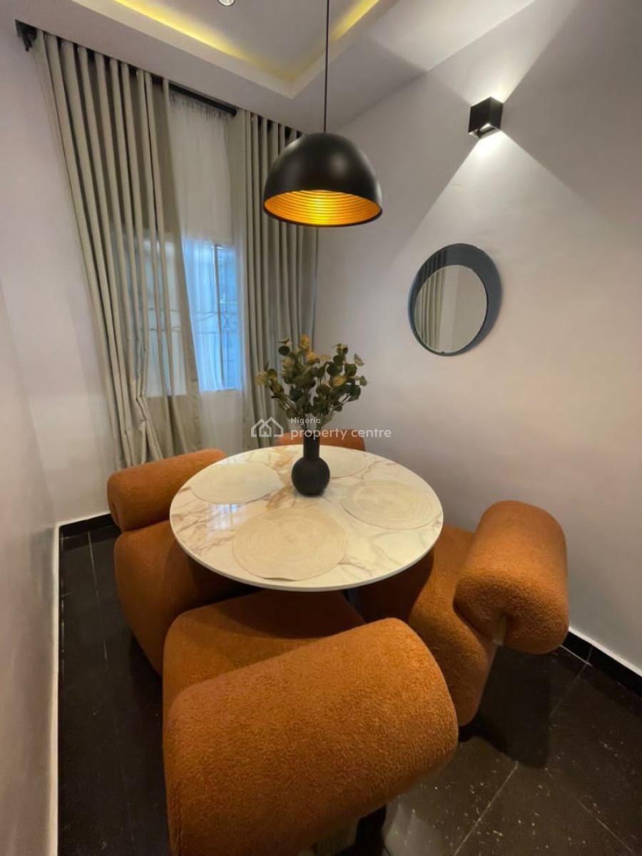 Exquisite 3 Bedroom Apartment, Ago, Isolo, Lagos, Flat / Apartment Short Let