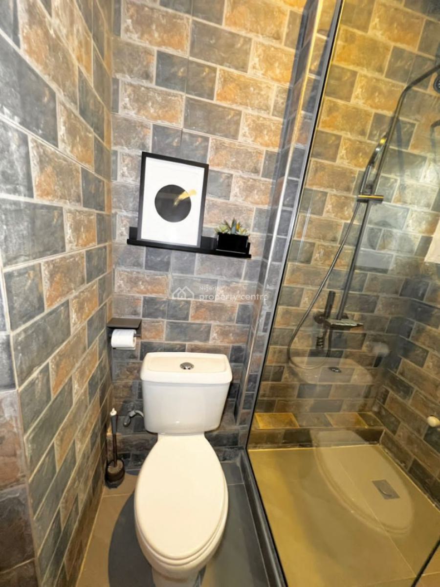 Exquisite 3 Bedroom Apartment, Ago, Isolo, Lagos, Flat / Apartment Short Let