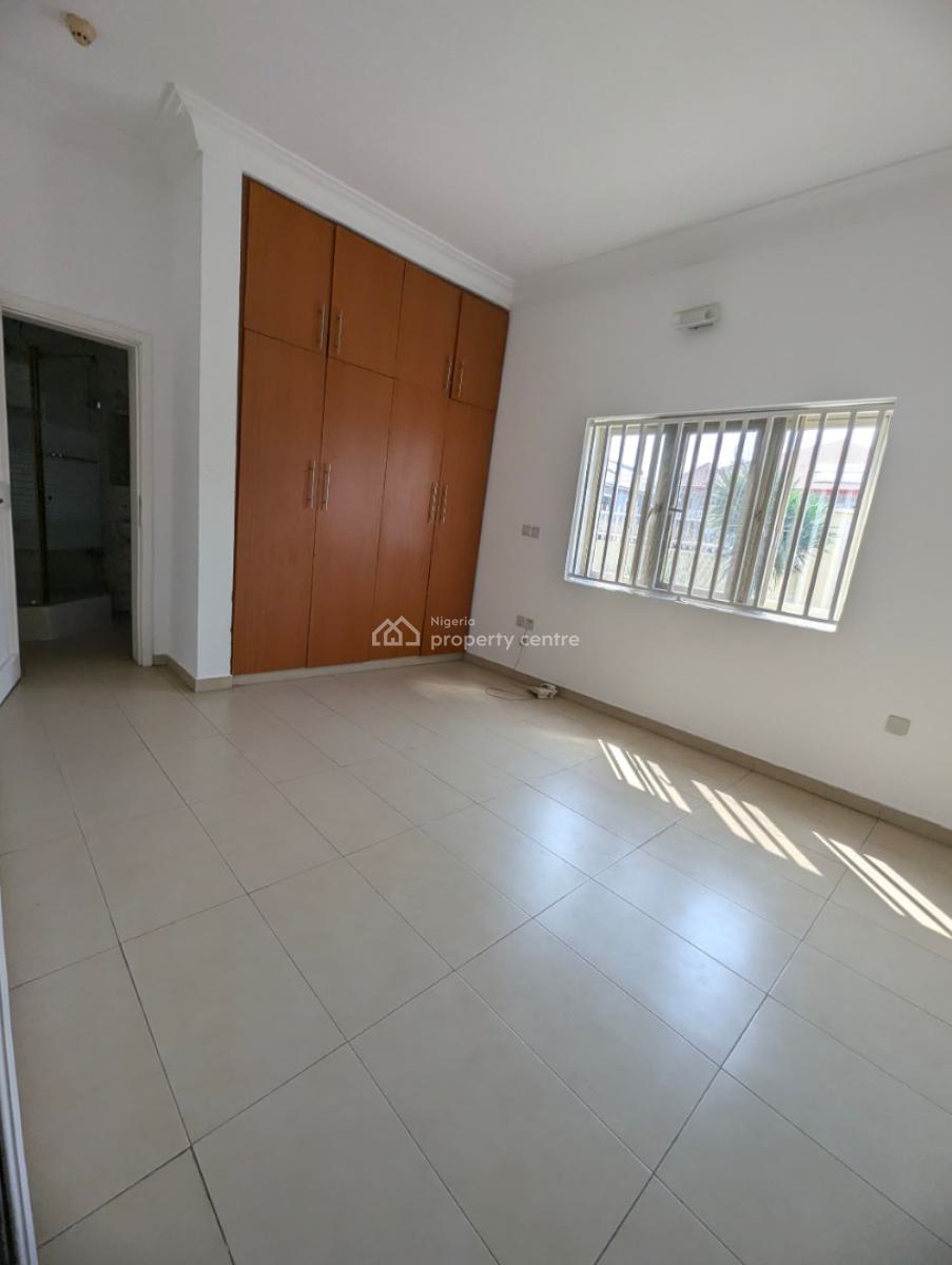 3-bedroom Unfurnished Apartment, Omorinre Johnson, Lekki Phase 1, Lekki, Lagos, Flat / Apartment for Rent