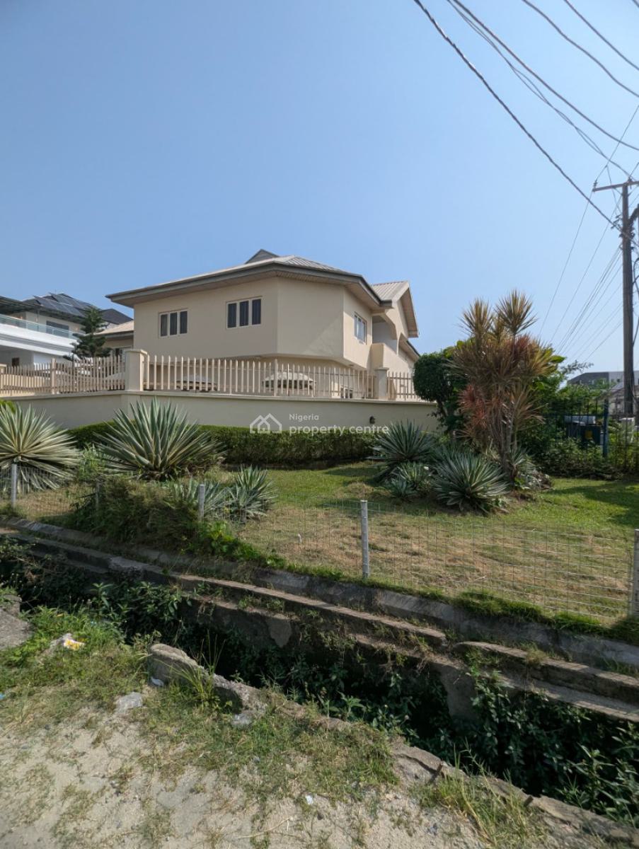 3-bedroom Unfurnished Apartment, Omorinre Johnson, Lekki Phase 1, Lekki, Lagos, Flat / Apartment for Rent