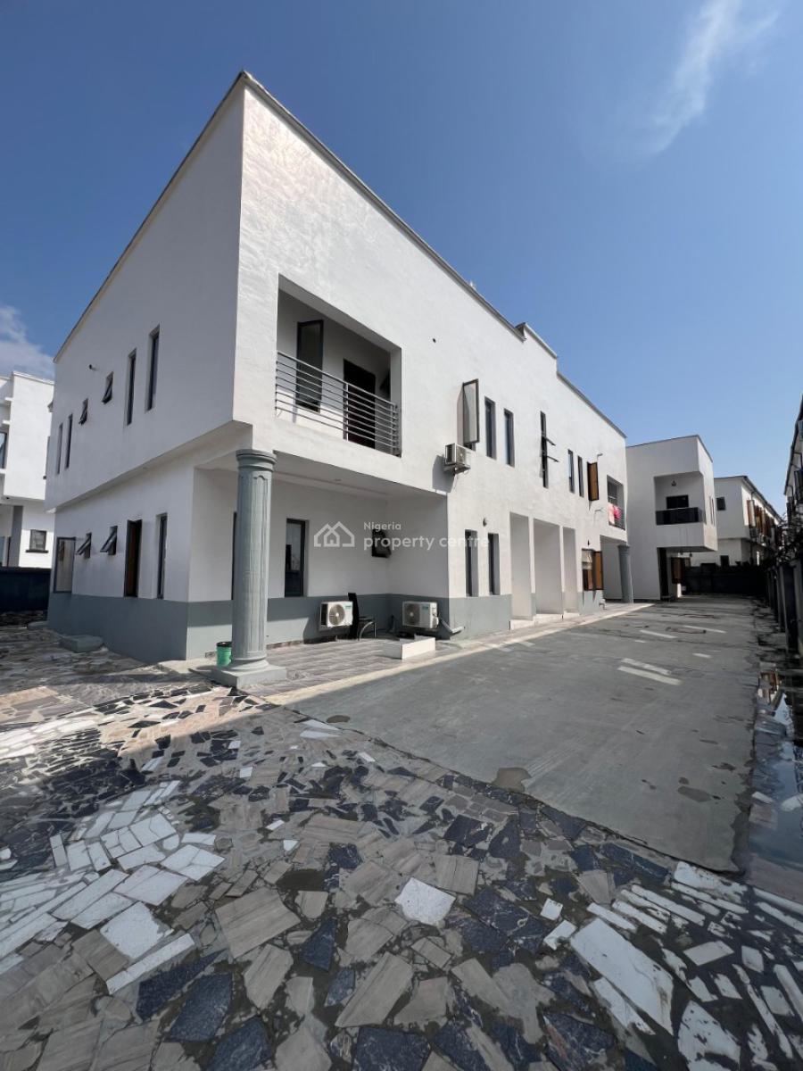 Service 4 Bedroom Semi Detached Duplex, General Paint By Abraham Adesanya, Ajah, Lagos, Semi-detached Duplex for Rent