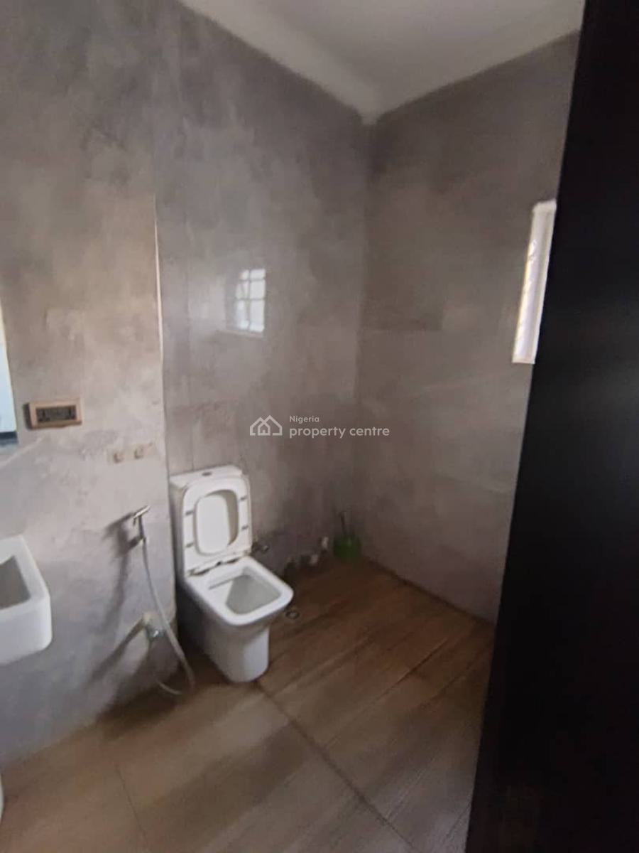 Well Built 3 Bedroom Apartment, Ikeja Gra, Ikeja, Lagos, Flat / Apartment for Rent