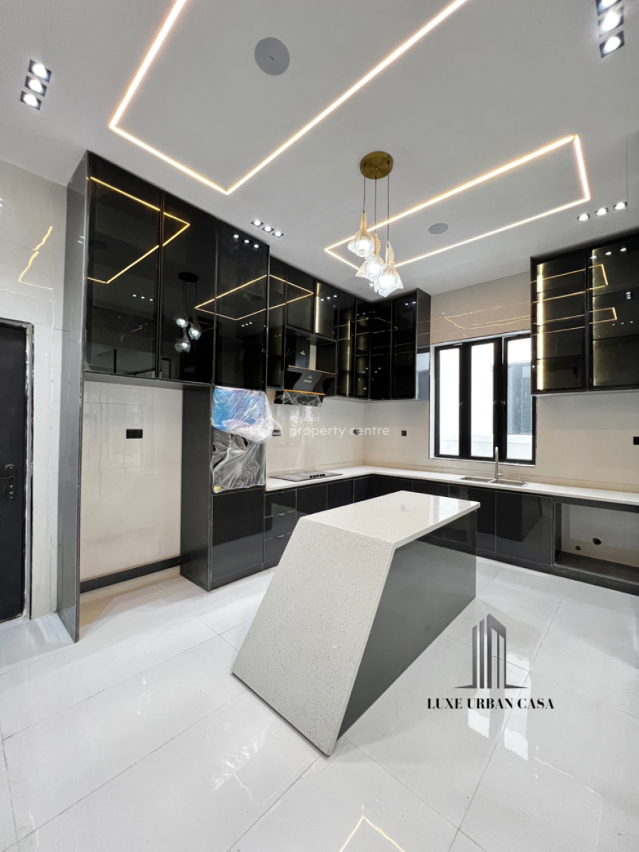 5 Bedroom Detached House, Orchid Road, Lekki, Lagos, House for Sale