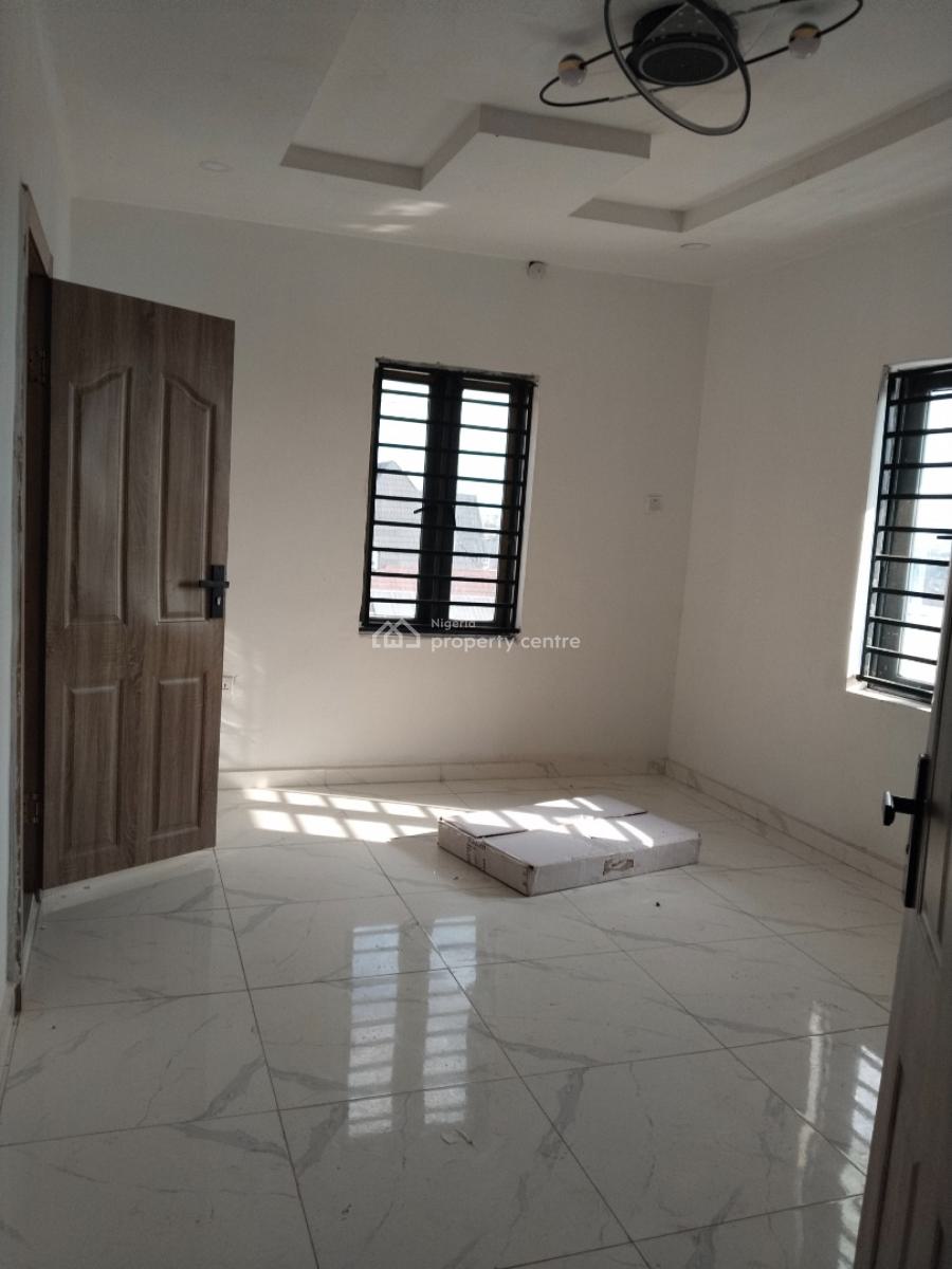 Luxury 3 Bedroom Flat, Off Hon. Ajayi Alaba Street, By Salem Bustop, Ilasan, Lekki, Lagos, Flat / Apartment for Rent