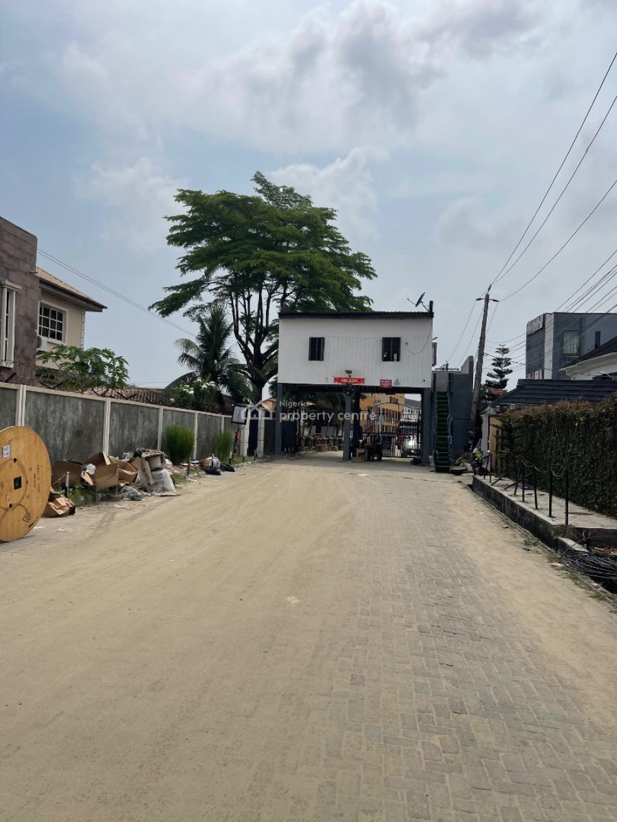 3 Bedroom Bungalow, Majek , Bashorun Town, Sangotedo, Ajah, Lagos, Flat / Apartment for Rent