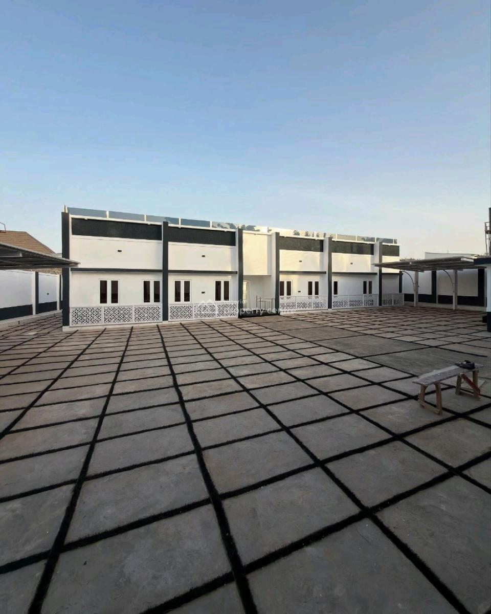 8 Bedroom House, Kaduna North, Kaduna, House for Sale