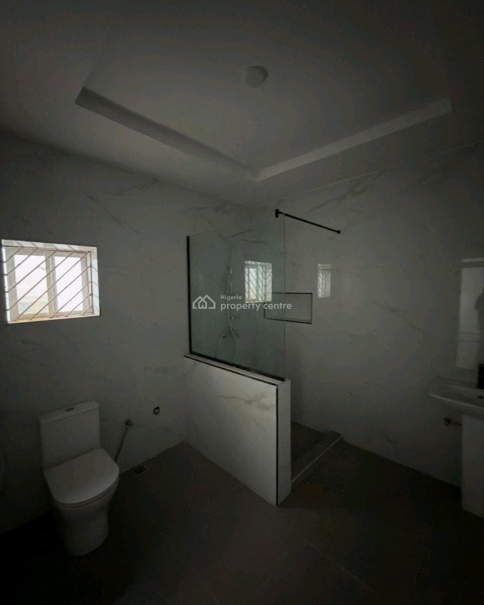 8 Bedroom House, Kaduna North, Kaduna, House for Sale