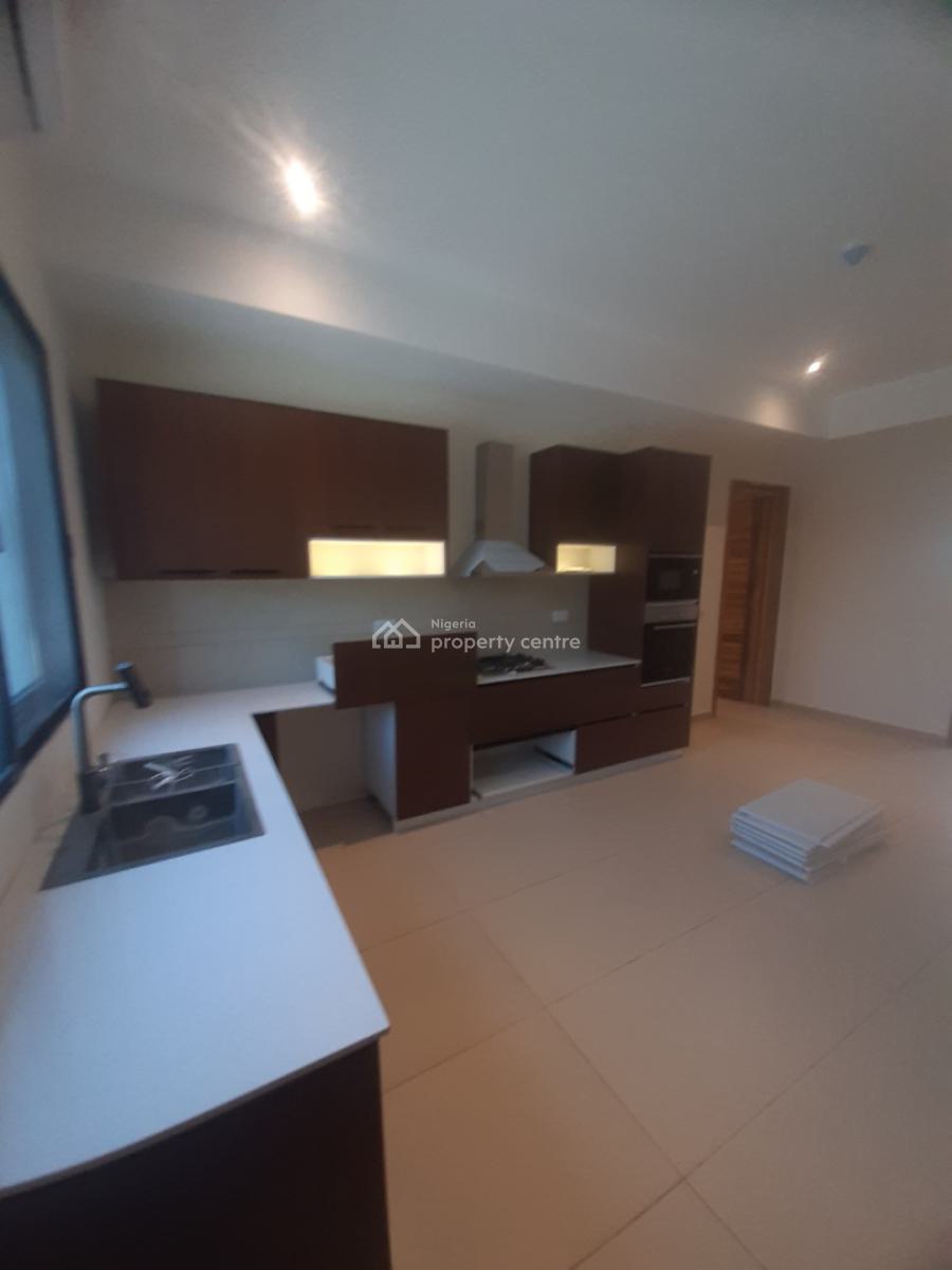 Newly Built and Serviced with 24/7 Power Supply 3 Bedroom En-suite Flat, Victoria Island (vi), Lagos, Flat / Apartment for Rent