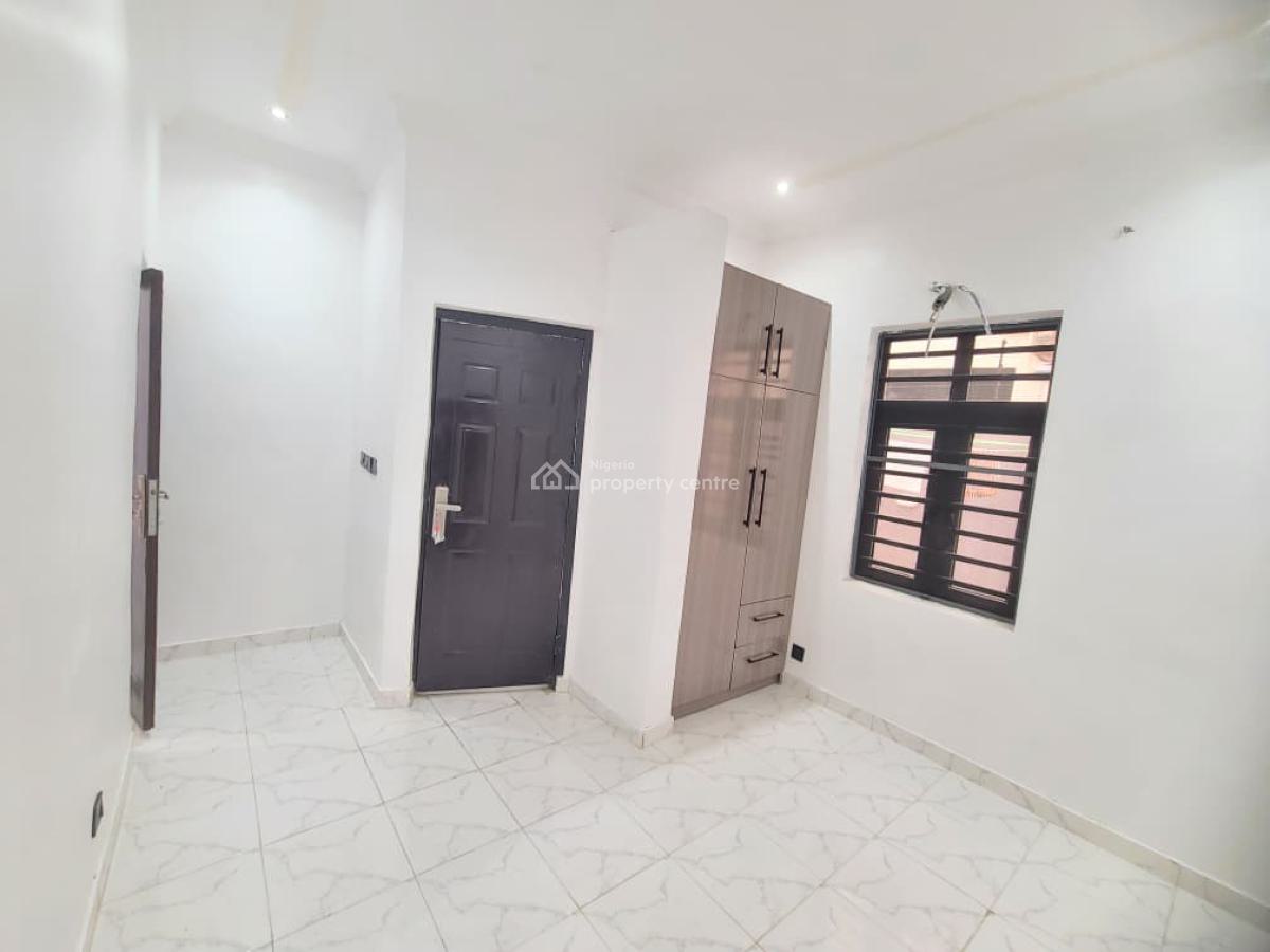 Luxury and Standard 3 Bedroom Flat, Thomas Estate, Ajah, Lagos, Flat / Apartment for Rent