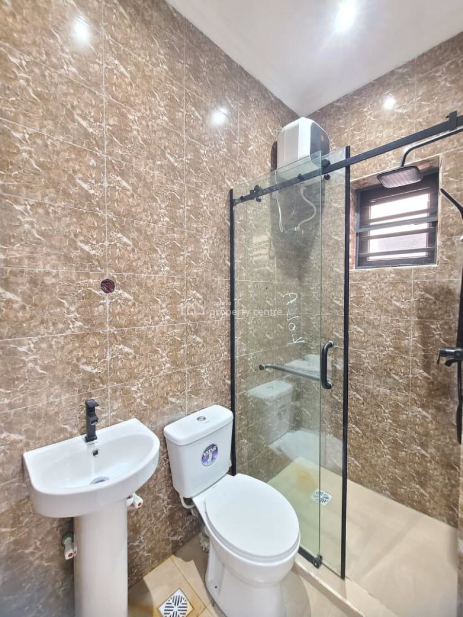 Luxury and Standard 3 Bedroom Flat, Thomas Estate, Ajah, Lagos, Flat / Apartment for Rent