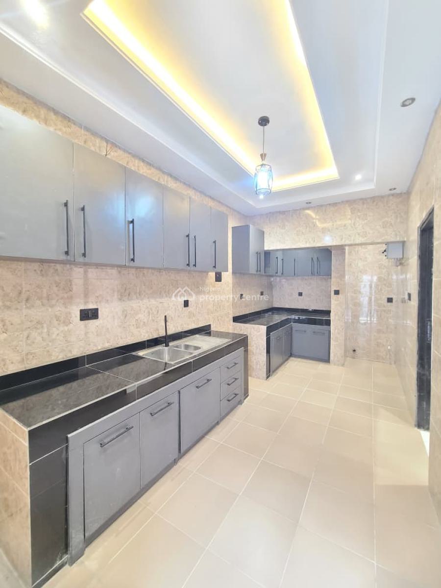 Luxury and Standard 3 Bedroom Flat, Thomas Estate, Ajah, Lagos, Flat / Apartment for Rent