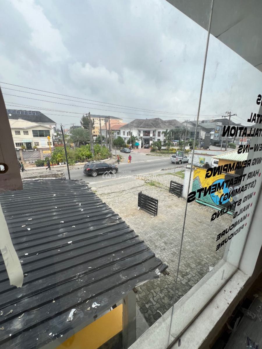 Beautiful Shop Spaces Directly Facing a Major Commercial Road, Lekki Phase 1, Lekki, Lagos, Commercial Property for Rent
