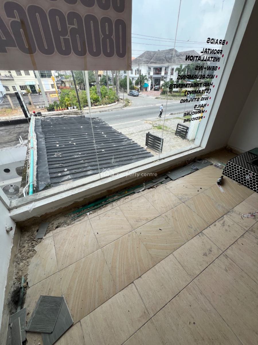 Beautiful Shop Spaces Directly Facing a Major Commercial Road, Lekki Phase 1, Lekki, Lagos, Commercial Property for Rent