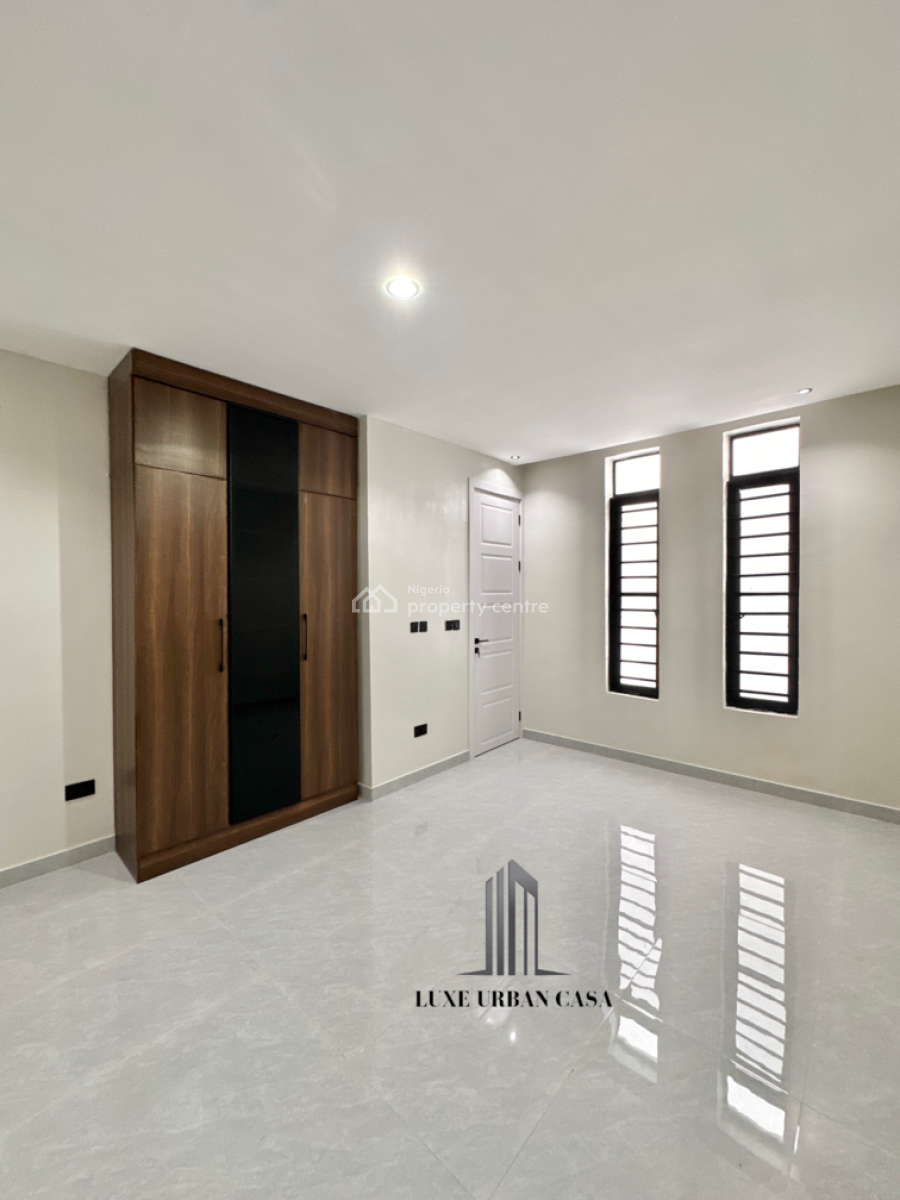 5 Bedroom Detached House, Orchid Road, Lekki, Lagos, House for Sale