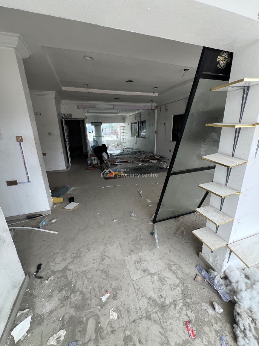 Best-located Full Ground Floor Commercial Space, Lekki Phase 1, Lekki, Lagos, Commercial Property for Rent