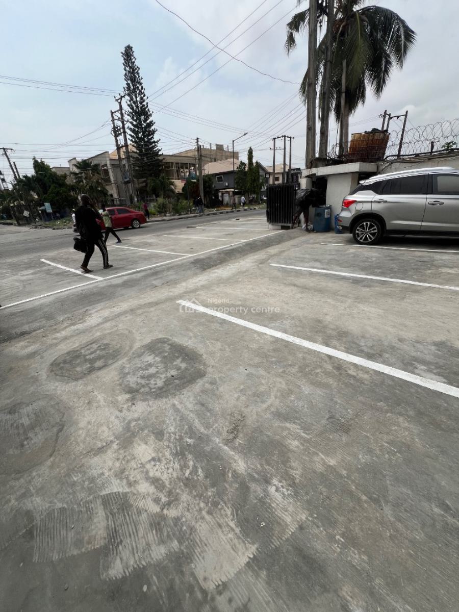 Best-located Full Ground Floor Commercial Space, Lekki Phase 1, Lekki, Lagos, Commercial Property for Rent