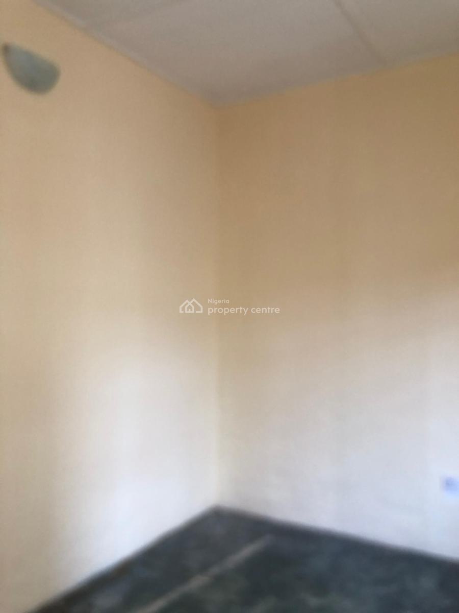 Well Maintained Spacious 4 Bedrooms Semi Detached Duplex with 2 Rooms, Gbagada, Lagos, Semi-detached Duplex for Rent