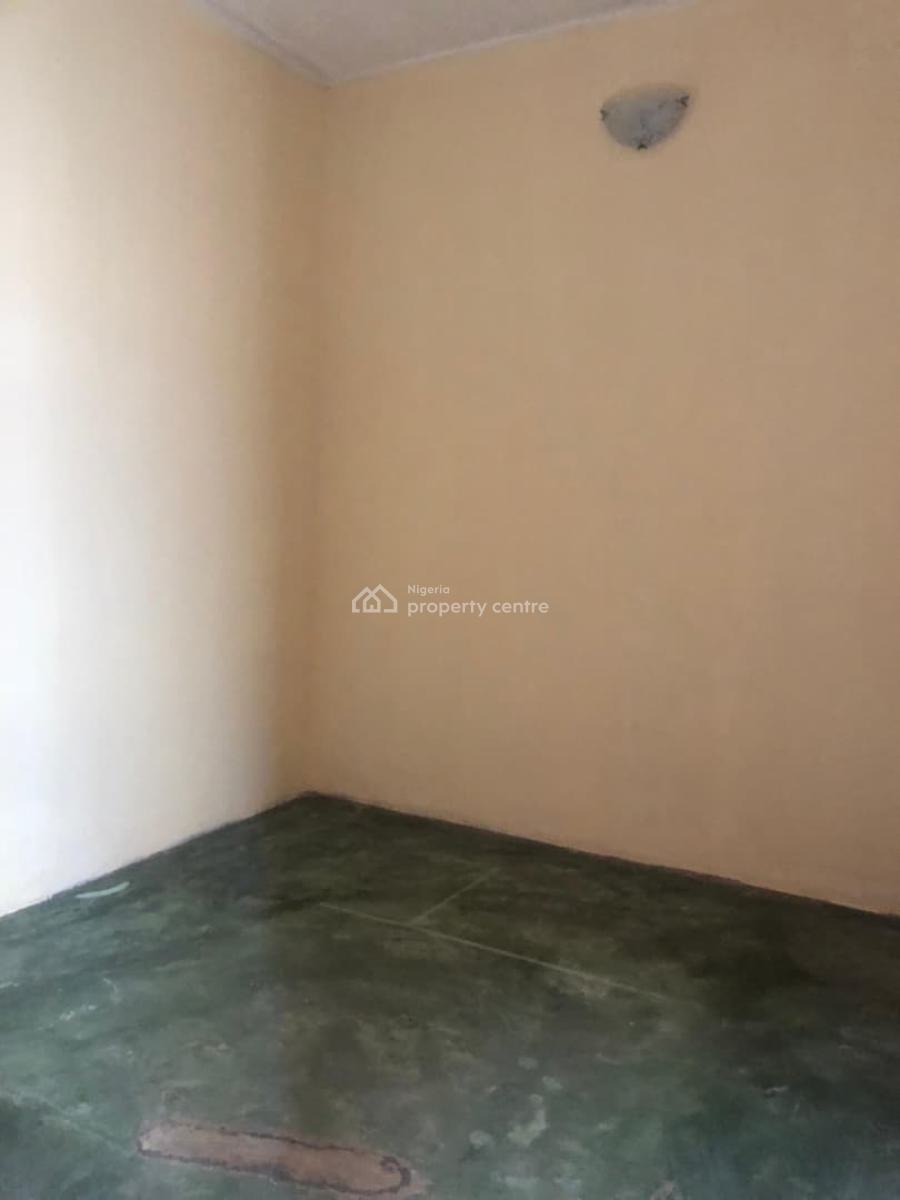 Well Maintained Spacious 4 Bedrooms Semi Detached Duplex with 2 Rooms, Gbagada, Lagos, Semi-detached Duplex for Rent