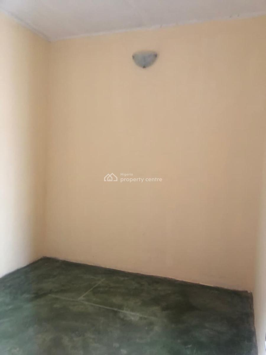 Well Maintained Spacious 4 Bedrooms Semi Detached Duplex with 2 Rooms, Gbagada, Lagos, Semi-detached Duplex for Rent