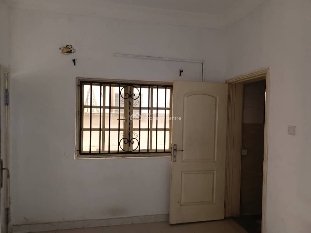 Well Maintained 1 Bedroom Apartment, Off Gbangbala Street, Ikate Elegushi, Lekki, Lagos, Mini Flat (room and Parlour) for Rent